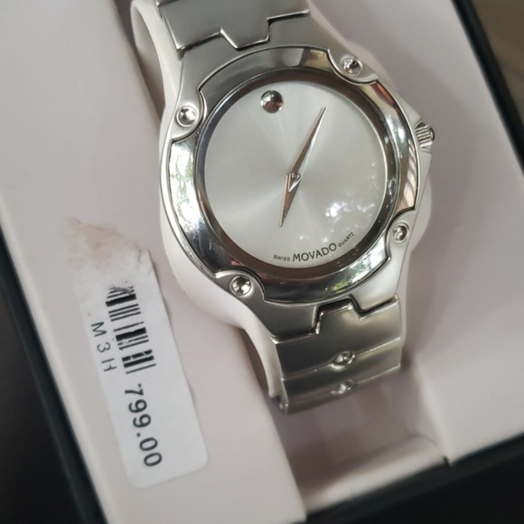 movado 2093232
